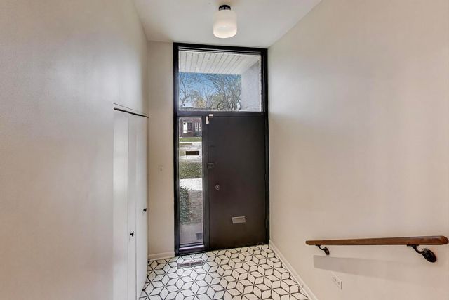 2803 S Michigan Avenue A, Chicago, IL 60616