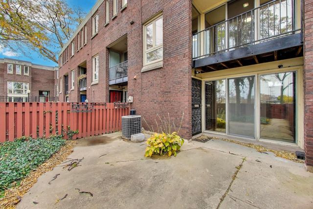 2803 S Michigan Avenue A, Chicago, IL 60616