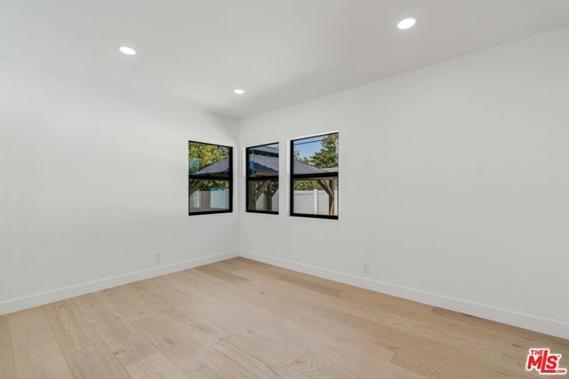6150 Sylvia Avenue, Tarzana (los Angeles), CA 91335