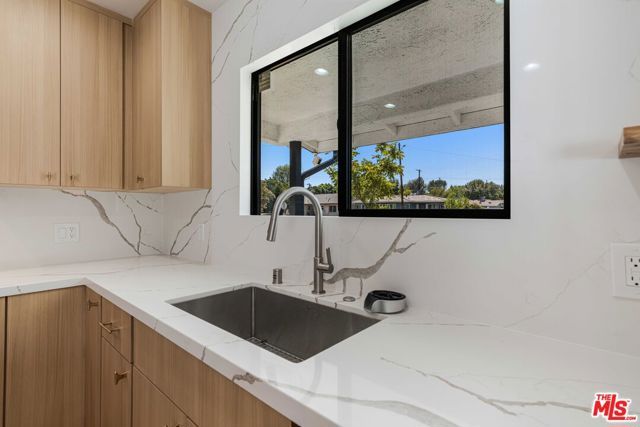 6150 Sylvia Avenue, Tarzana (los Angeles), CA 91335