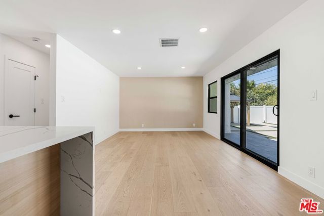 6150 Sylvia Avenue, Tarzana (los Angeles), CA 91335