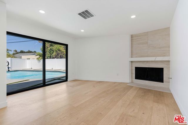 6150 Sylvia Avenue, Tarzana (los Angeles), CA 91335