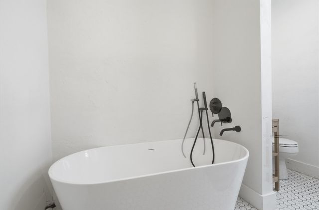 2726 Santa Clara Avenue SE, Albuquerque, NM 87106