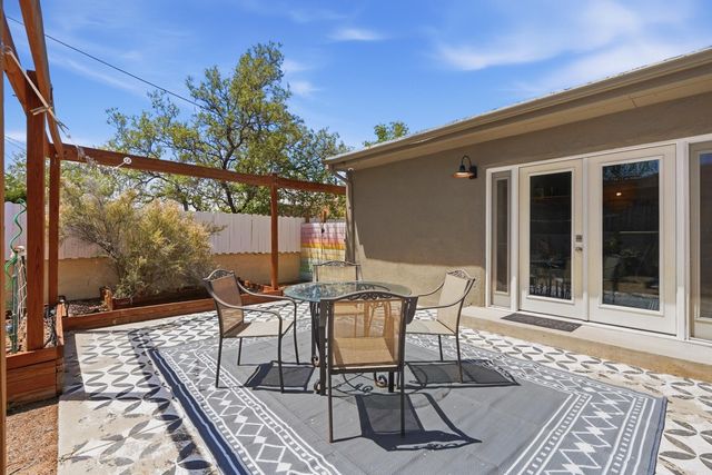 2726 Santa Clara Avenue SE, Albuquerque, NM 87106