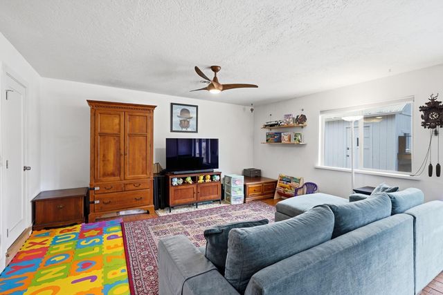 2726 Santa Clara Avenue SE, Albuquerque, NM 87106