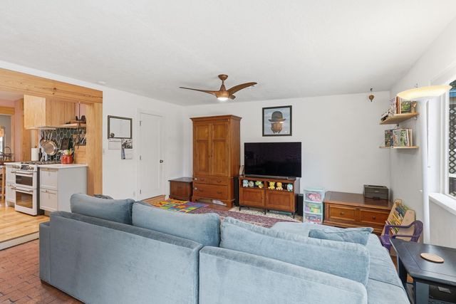 2726 Santa Clara Avenue SE, Albuquerque, NM 87106