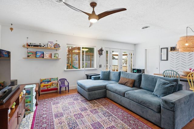 2726 Santa Clara Avenue SE, Albuquerque, NM 87106