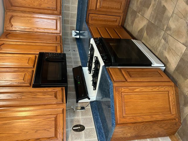 1003 AVENUE P, Carter Lake, IA 51510