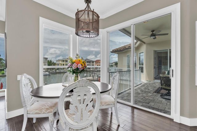 2853 SEABREEZE DRIVE S, Gulfport, FL 33707