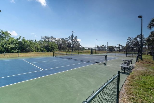 2853 SEABREEZE DRIVE S, Gulfport, FL 33707