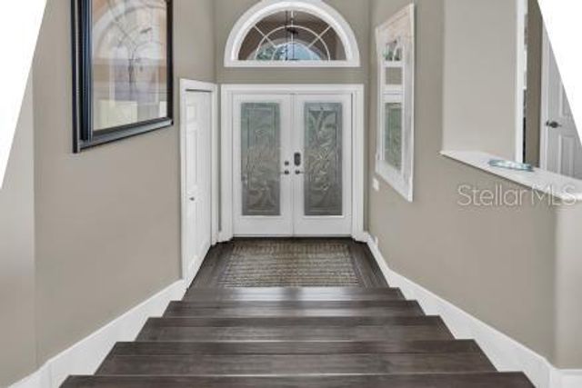 2853 SEABREEZE DRIVE S, Gulfport, FL 33707