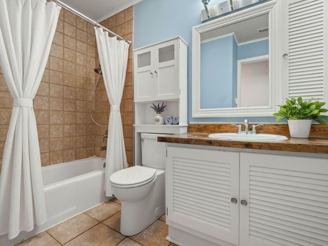 111 Henderson St, Deridder, LA 70634