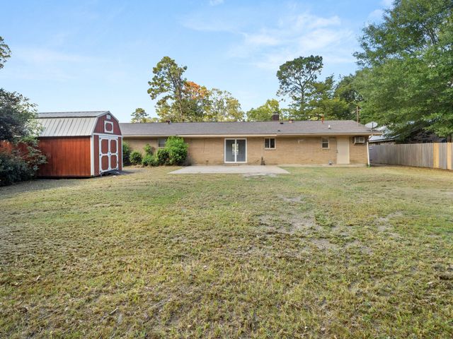 111 Henderson St, Deridder, LA 70634