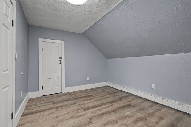 39 Hope St 3, Attleboro, MA 02702