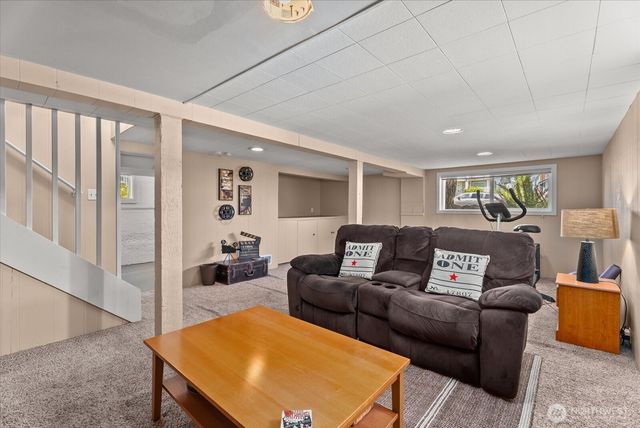 236 S 55th Street, Tacoma, WA 98408