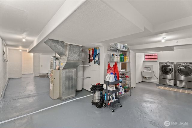 236 S 55th Street, Tacoma, WA 98408