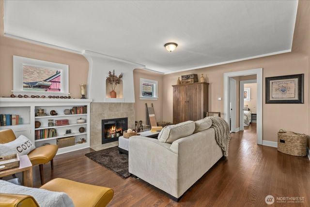 236 S 55th Street, Tacoma, WA 98408