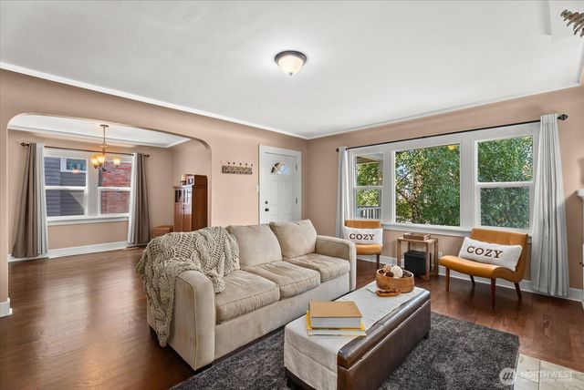 236 S 55th Street, Tacoma, WA 98408