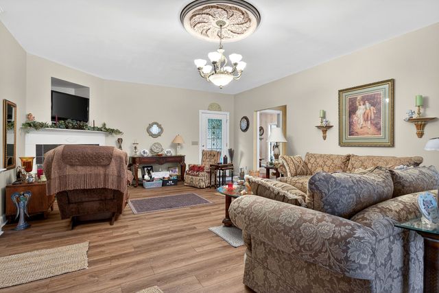 271 Hearthstone Dr, Sparta, TN 38583