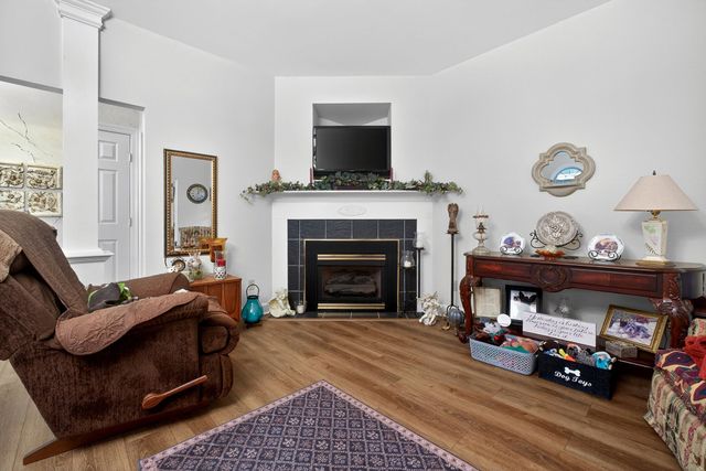271 Hearthstone Dr, Sparta, TN 38583