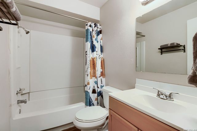 13043 Feather Ridge, San Antonio, TX 78233