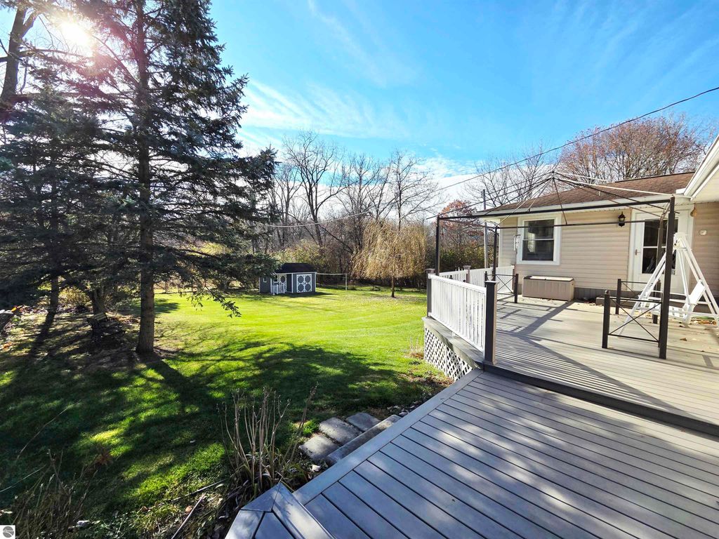 Image 29 of property listing at 44 Leroy Street, Hillsdale, MI 49242