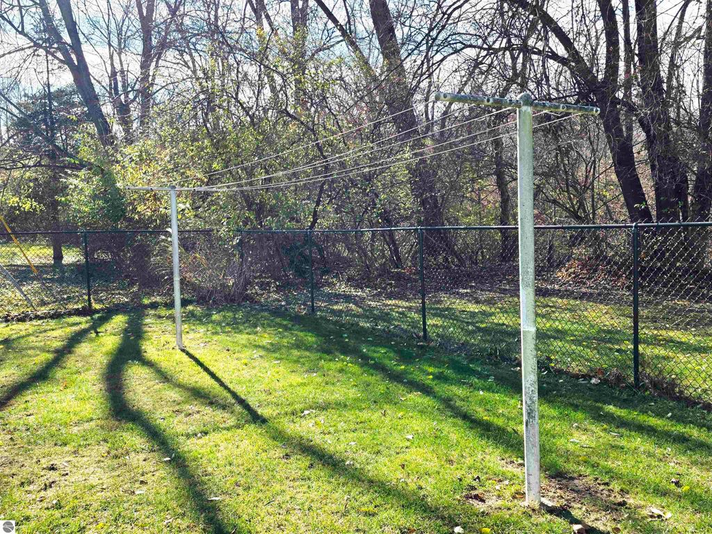 Image 30 of property listing at 44 Leroy Street, Hillsdale, MI 49242