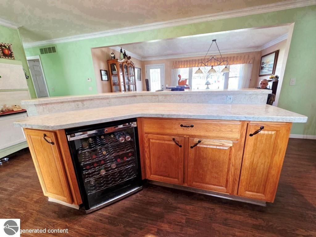 Image 6 of property listing at 44 Leroy Street, Hillsdale, MI 49242