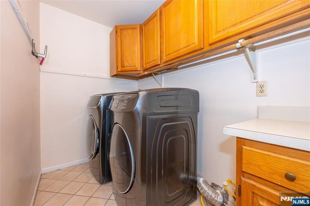 12 Rene Court, Wayne, NJ 07470