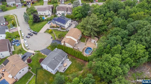 12 Rene Court, Wayne, NJ 07470