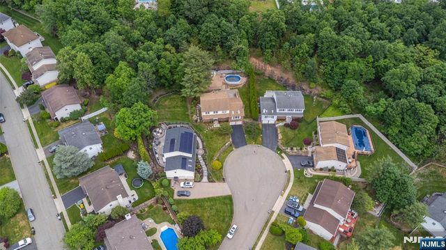 12 Rene Court, Wayne, NJ 07470
