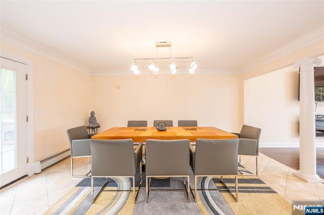 12 Rene Court, Wayne, NJ 07470
