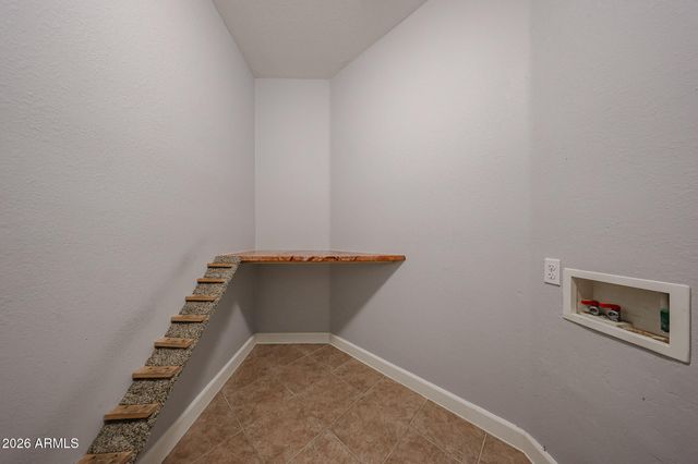 1960 E Springfield Place, Chandler, AZ 85286