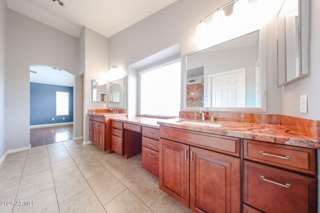 1960 E Springfield Place, Chandler, AZ 85286