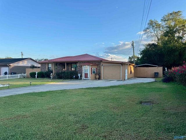 1020 Rosa Parks Street, Courtland, AL 35618