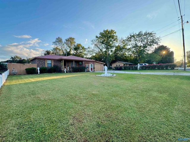 1020 Rosa Parks Street, Courtland, AL 35618