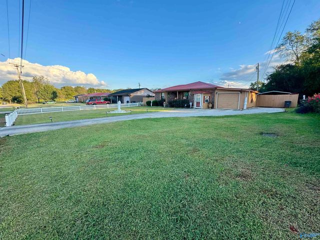 1020 Rosa Parks Street, Courtland, AL 35618