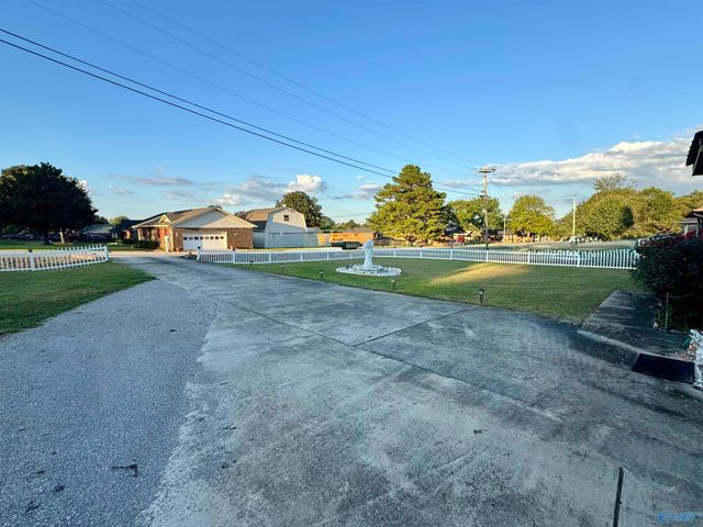 1020 Rosa Parks Street, Courtland, AL 35618