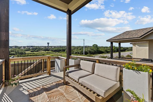 1612 Eaton Park, Bulverde, TX 78163