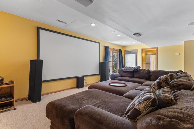 S96W12833 Walter Hagen DRIVE, Muskego, WI 53150