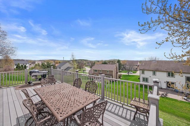 S96W12833 Walter Hagen DRIVE, Muskego, WI 53150