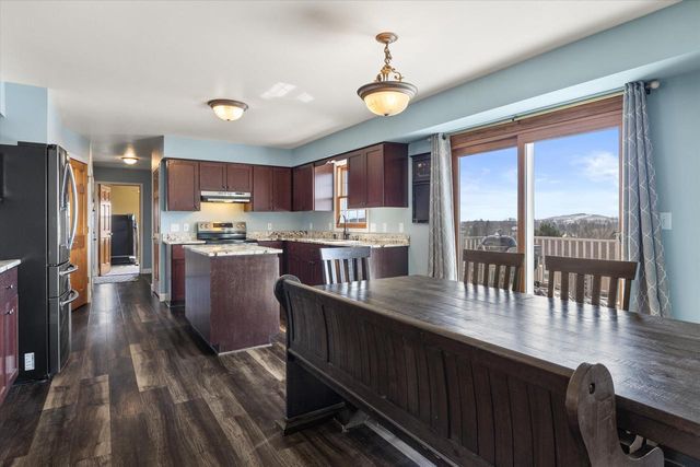 S96W12833 Walter Hagen DRIVE, Muskego, WI 53150