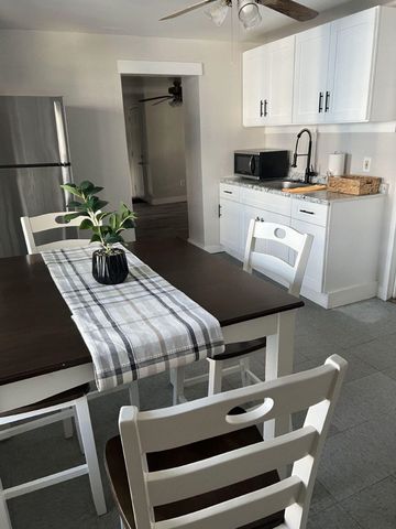 320 Cedar St Apt 3, Manchester, NH 03103