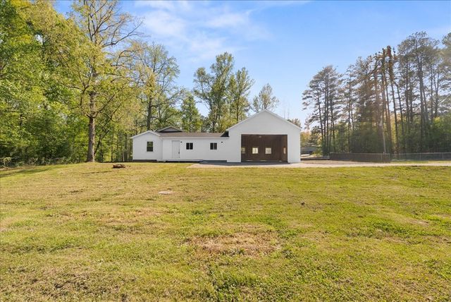 602 Dawnville Road, Dalton, GA 30721