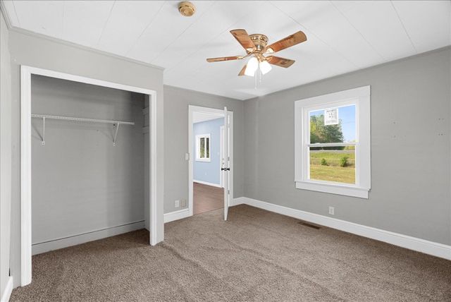 602 Dawnville Road, Dalton, GA 30721