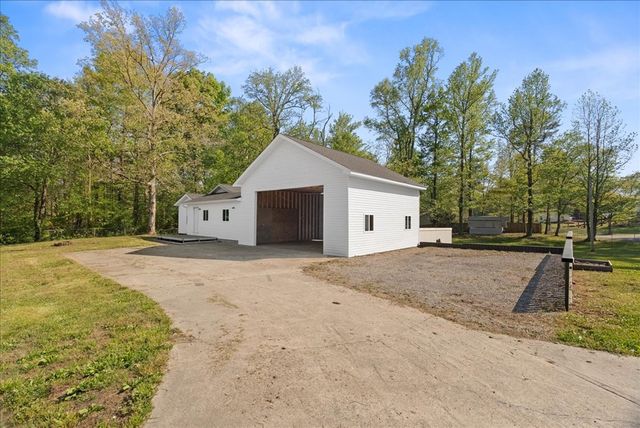 602 Dawnville Road, Dalton, GA 30721