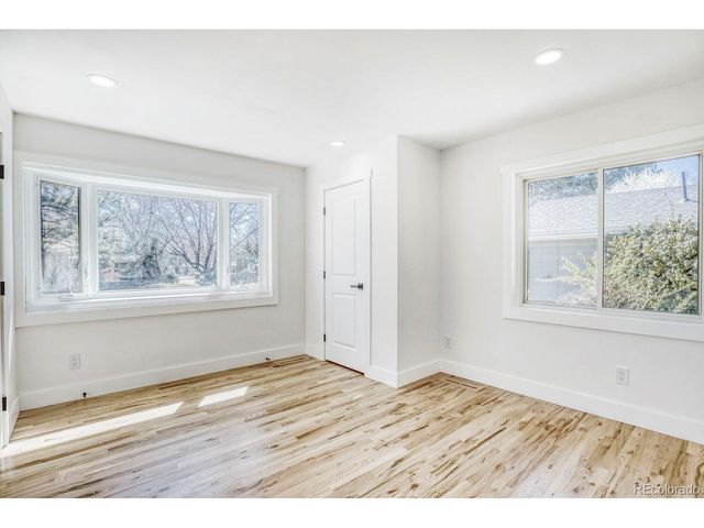 2261 E Dartmouth Pl, Englewood, CO 80113