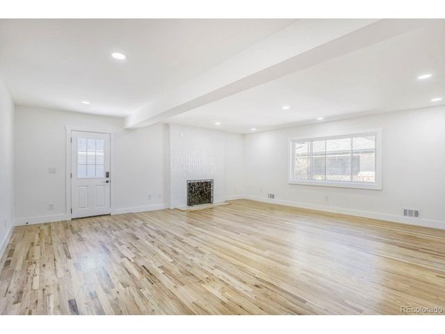 2261 E Dartmouth Pl, Englewood, CO 80113