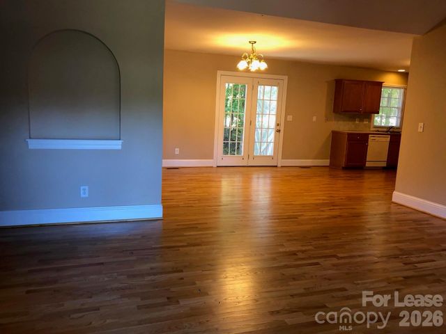 126 Purple Finch Lane, Mooresville, NC 28117