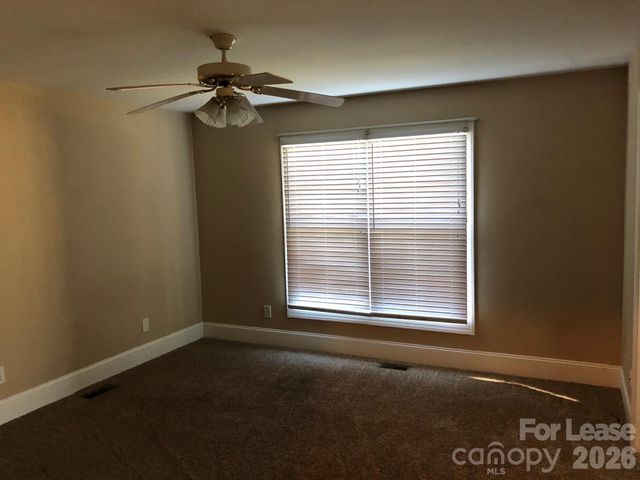 126 Purple Finch Lane, Mooresville, NC 28117